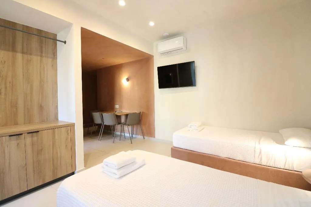 APARTMENT STANDARD Room, Philoxenia Apartments, Crete