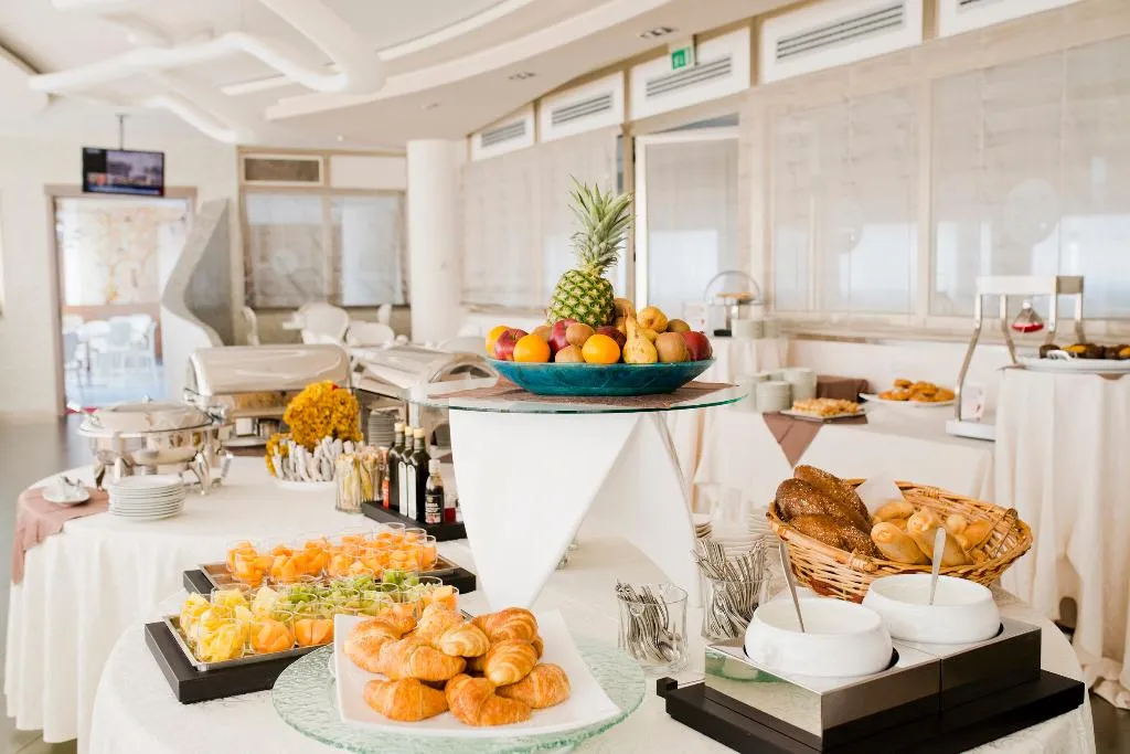 Restaurant, Mercure Olbia, Olbia