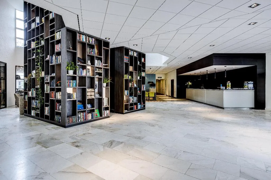 Lobby, NH Bussum Jan Tabak, Amsterdam