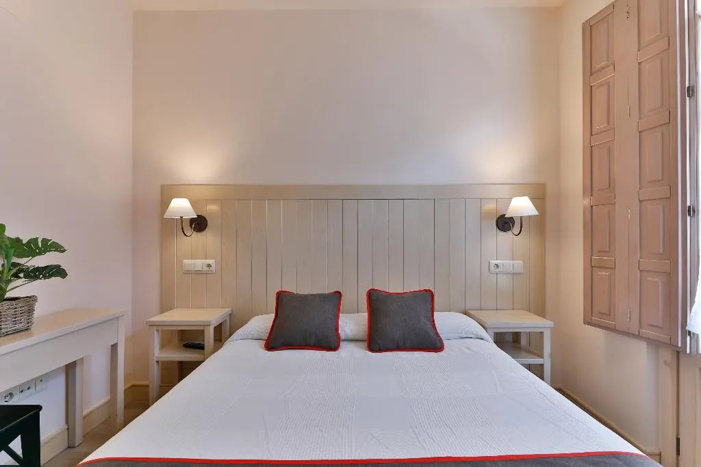 DOUBLE STANDARD Room, OYO Hostal La Chata, Madrid