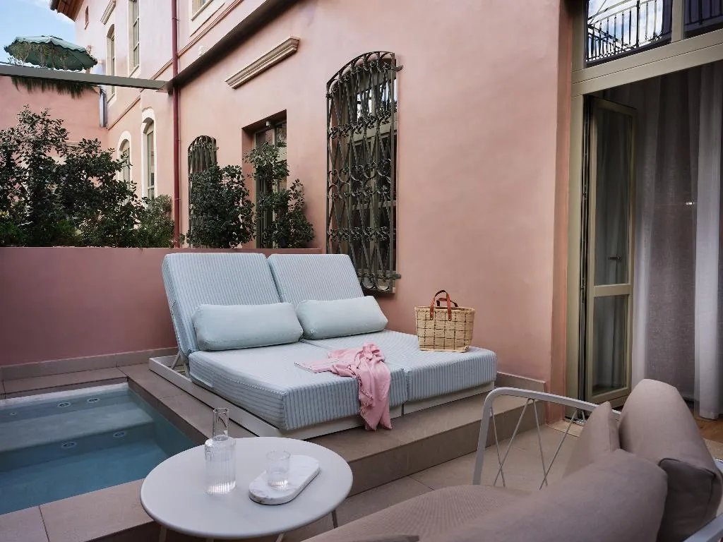 SUITE WITH JACUZZI Room, Domus Blanc Boutique Hotel, Crete