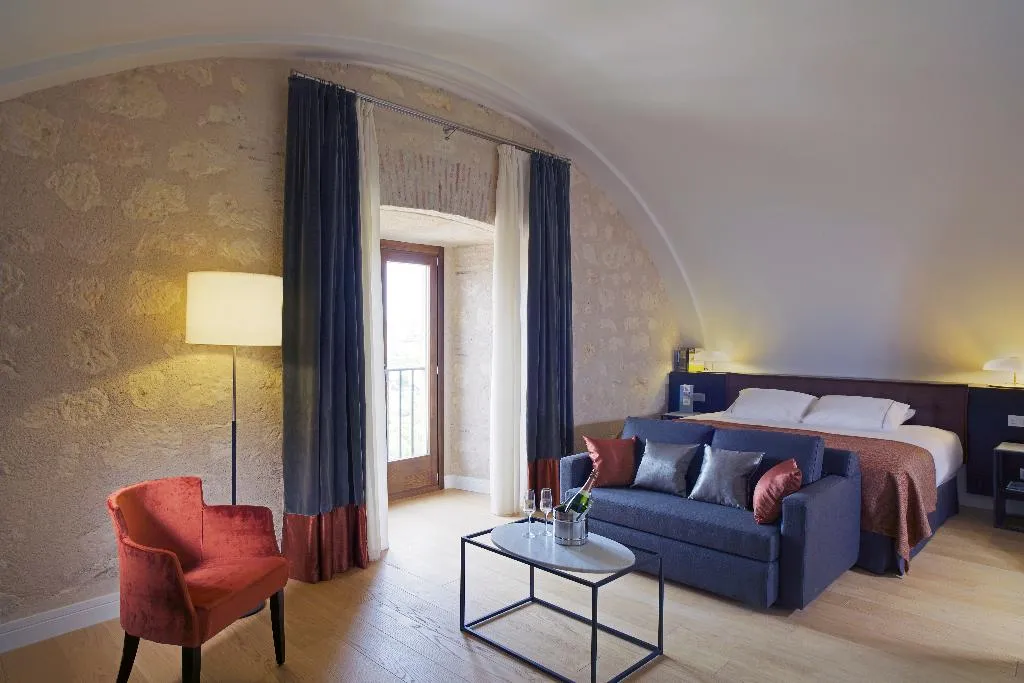 DOUBLE DELUXE Room, Áurea Convento Capuchinos by Eurostars Hotel, Madrid