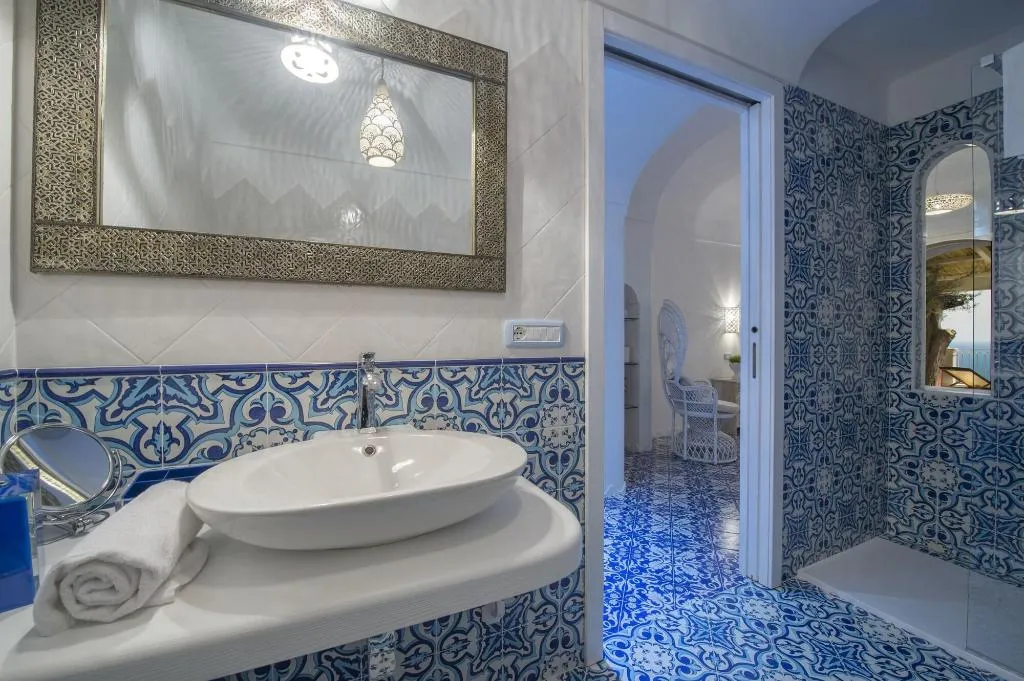 Room, B&B La Barbera, Naples