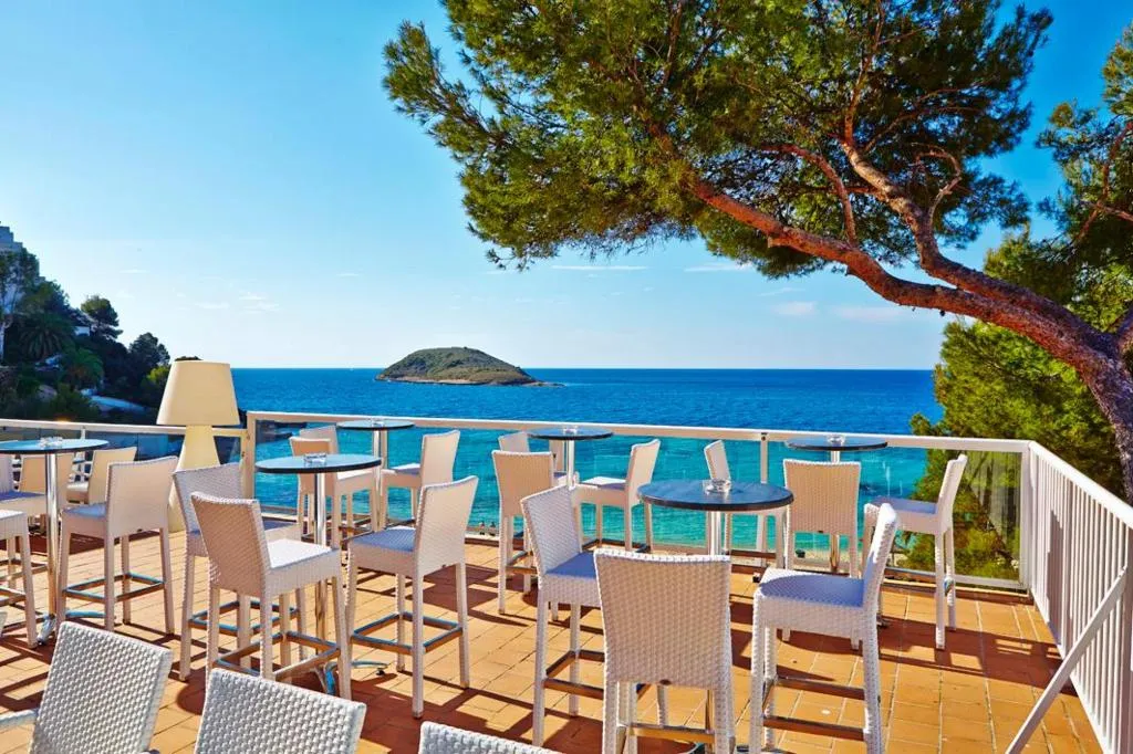 Terrace, Flamboyan - Caribe, Majorca