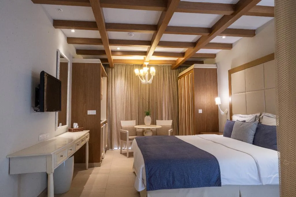 Room, King Jason, Cyprus