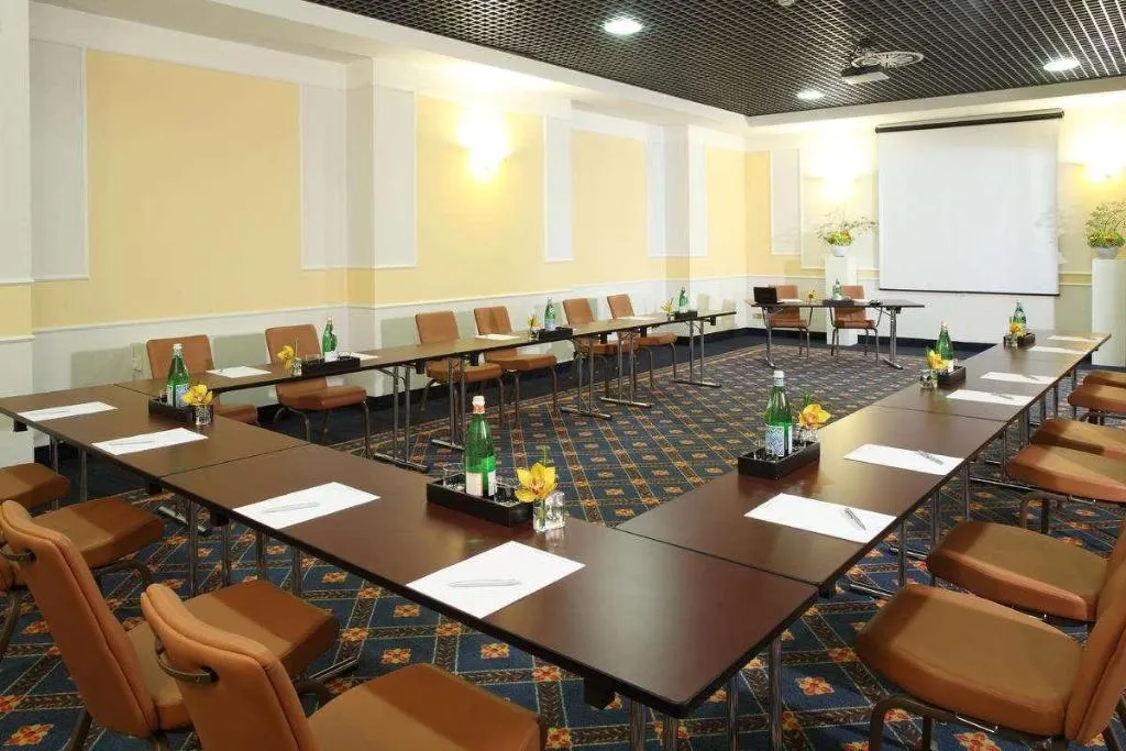 General view, Starhotels Business Palace, Milan