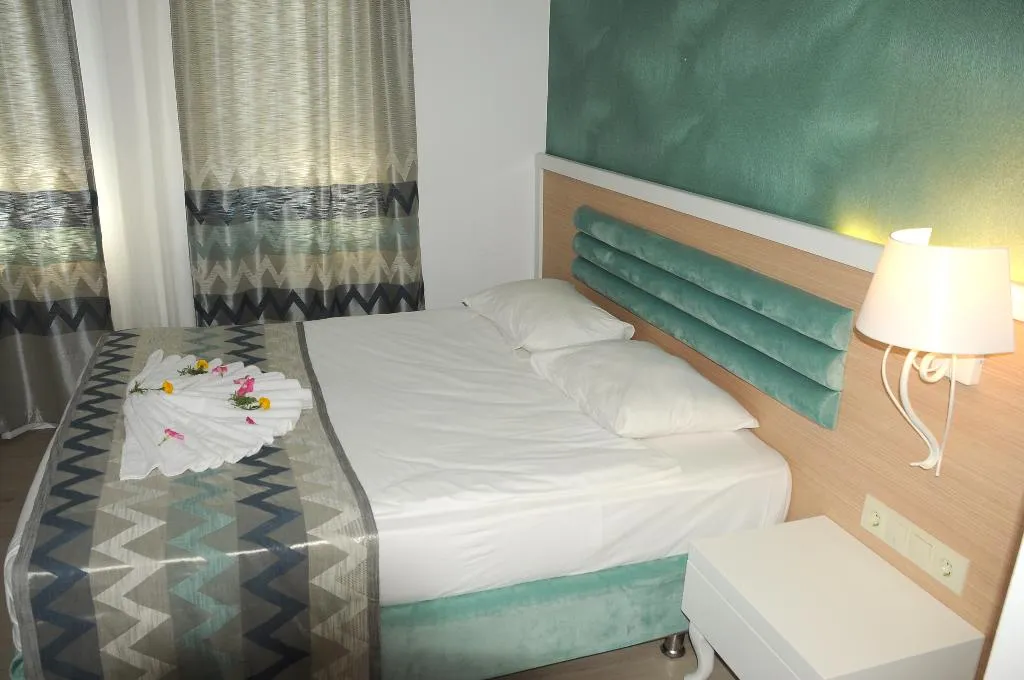 DOUBLE SINGLE USE STANDARD Room, Iron Ambassador Beach Side, Antalya