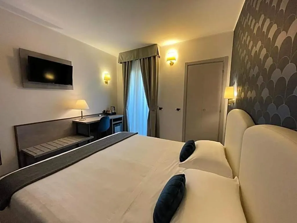 General view, Hotel Florence, Milan