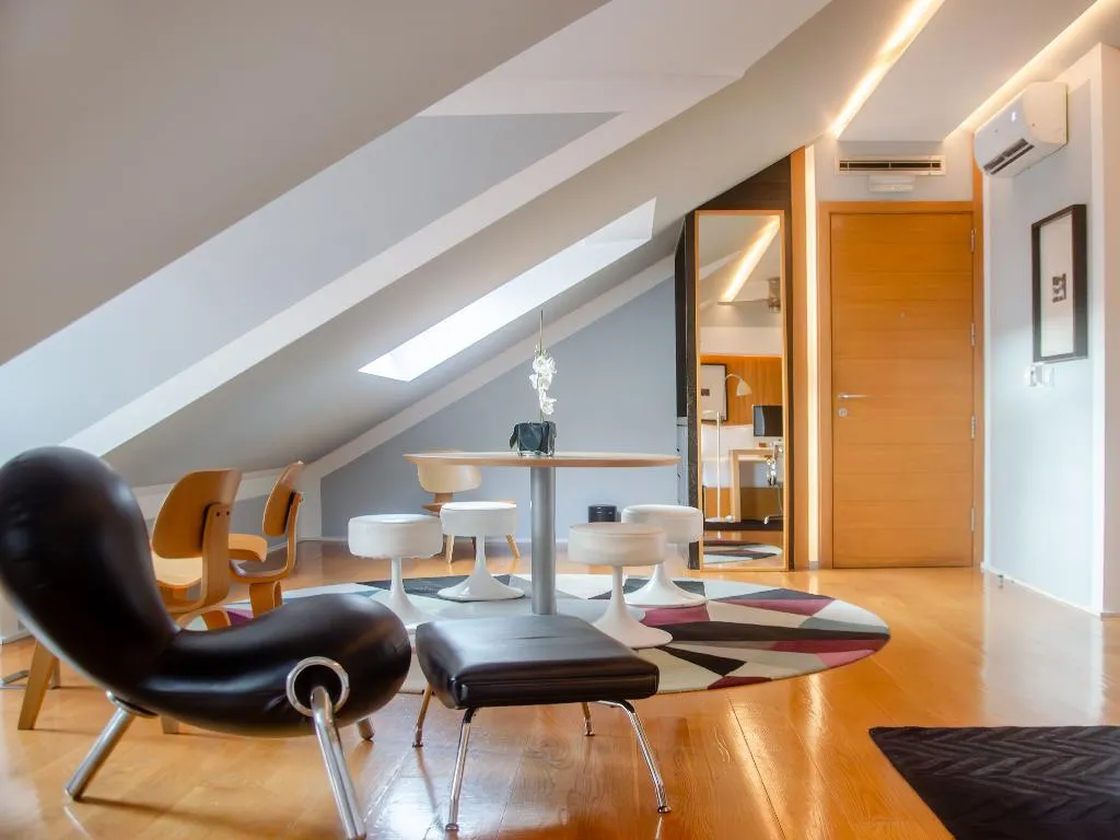 SUITE STANDARD Room, Browns Downtown Hotel, Lisbon