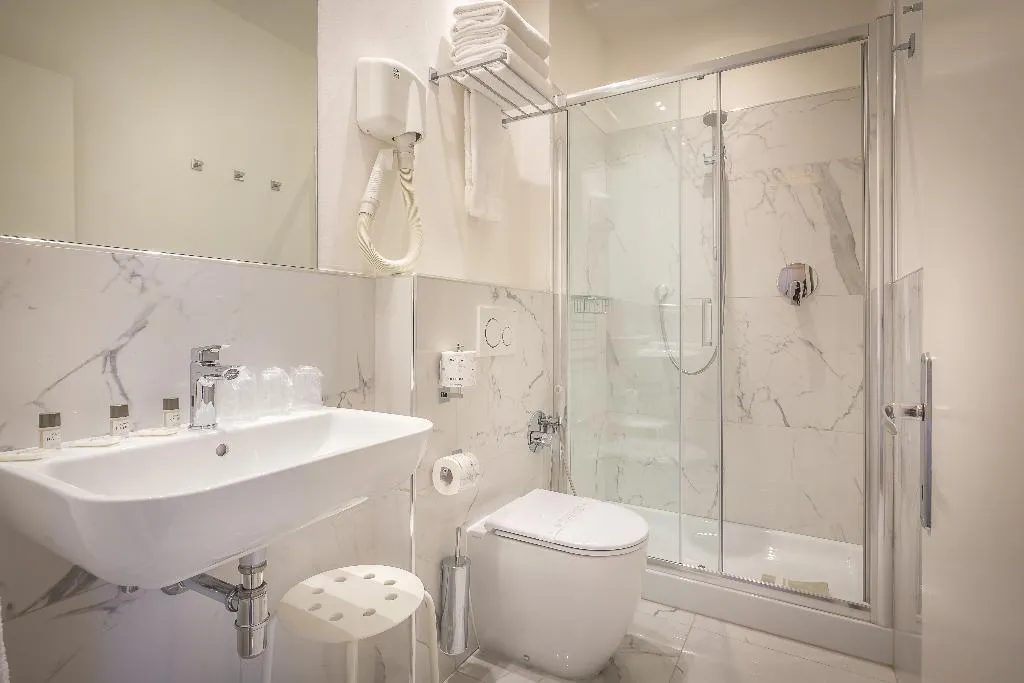 DOUBLE SUPERIOR Room, Hotel Ungherese Small Luxury Hotel, Florence