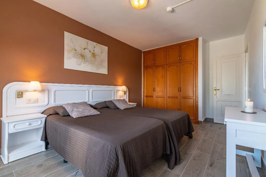 APARTMENT SUPERIOR ONE BEDROOM Room, Neptuno Costa Adeje, Tenerife