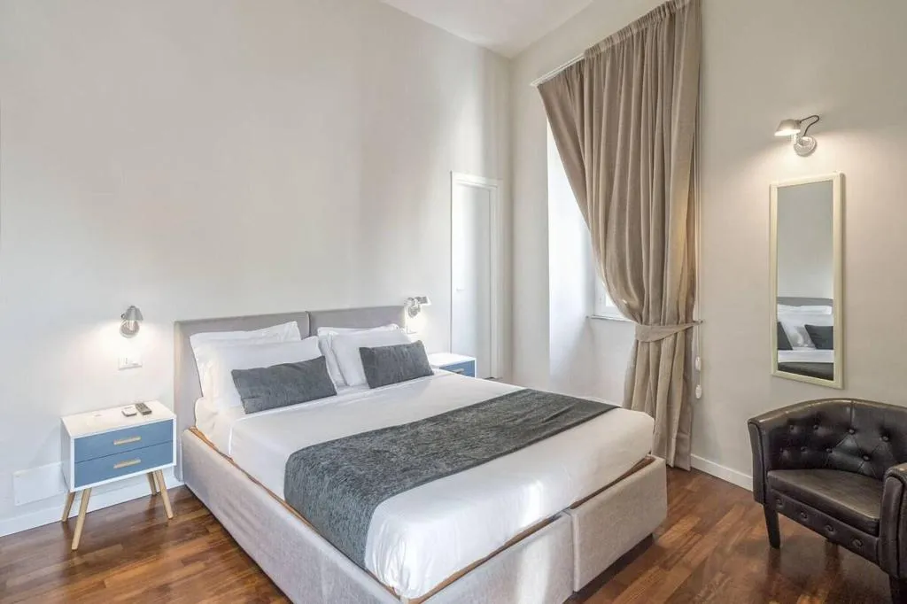 Room, Little Queen Relais, Rome