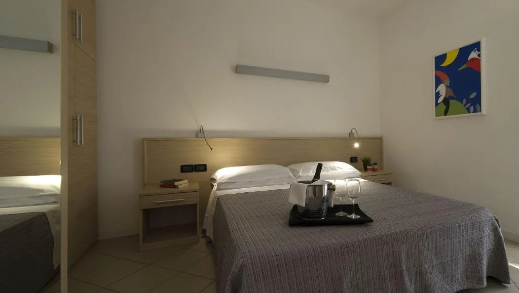 Room, Hotel Vienna, Venice