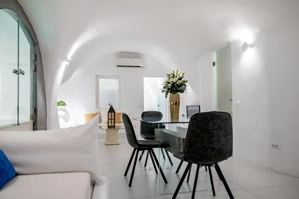 Room, Boutique 88 Fira, Santorini