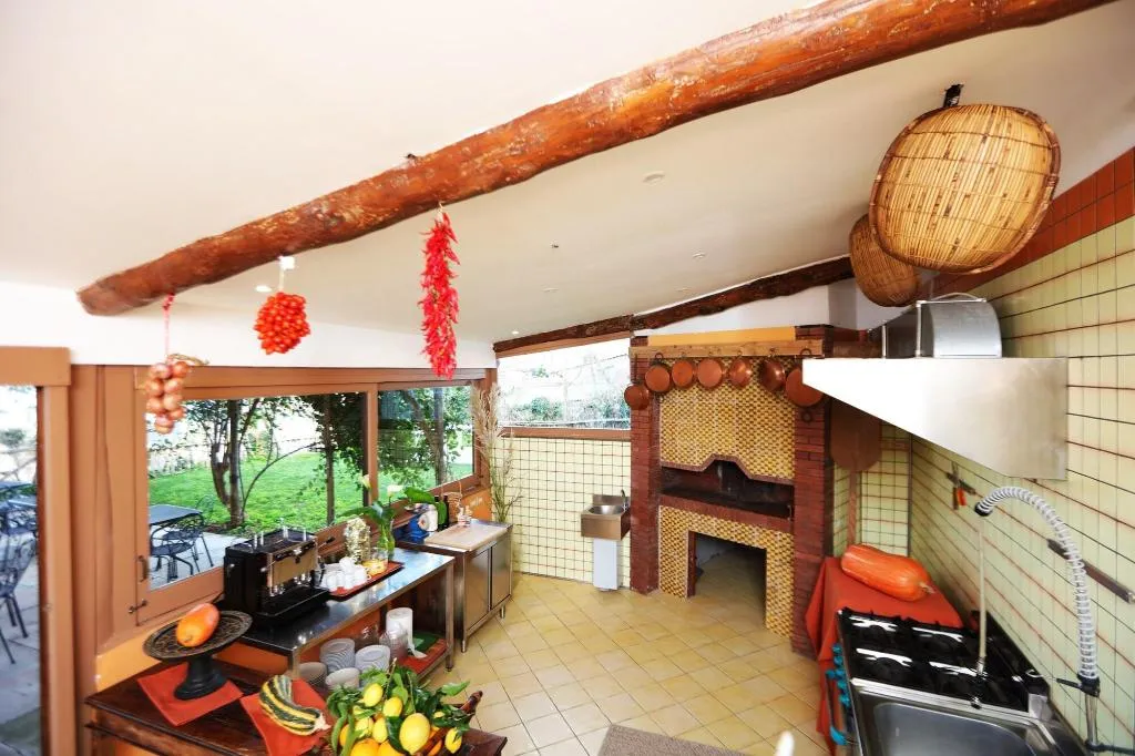 Room, Villa Puolo - With Private Sea Access, Naples