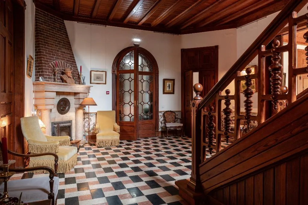 Lobby, Chalet Ficalho, Lisbon