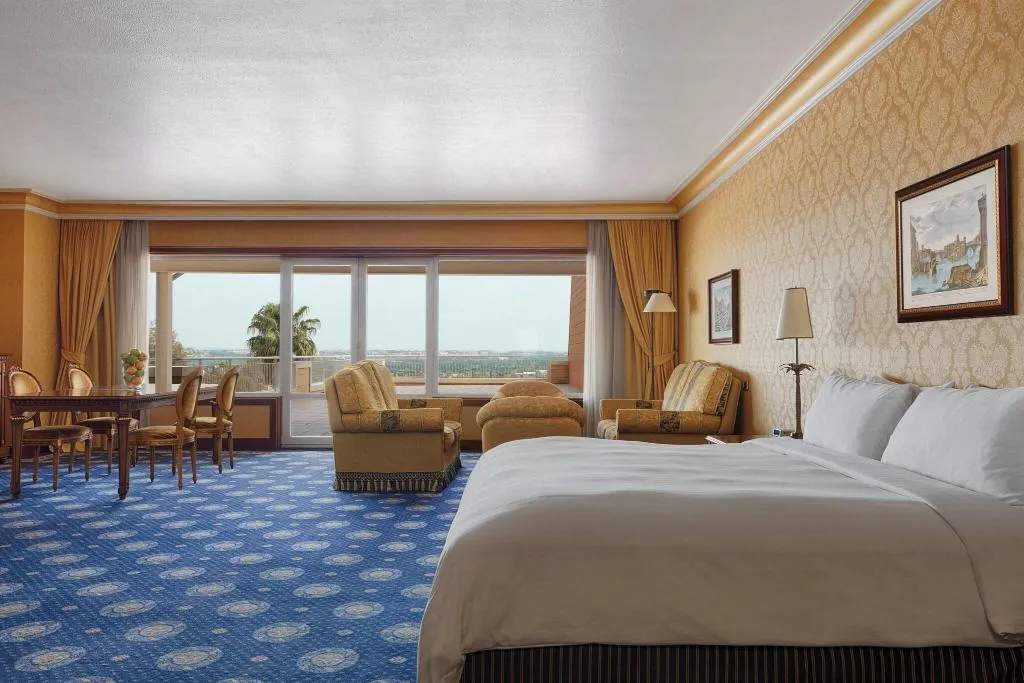 SUITE Presidential Room, Marriott Hotel Rome Park, Rome