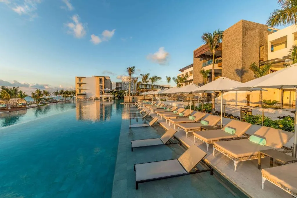 Pool, Haven Riviera Cancun Resort & Spa, Cancun Area