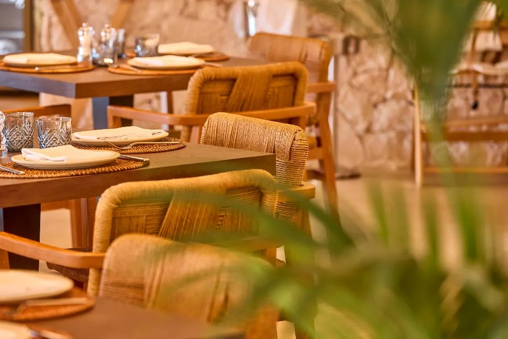 Bar, Purobeach Resort Santa Ponsa, Majorca