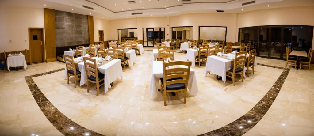 Restaurant, Sky View Suites Hotel, Red Sea Riviera