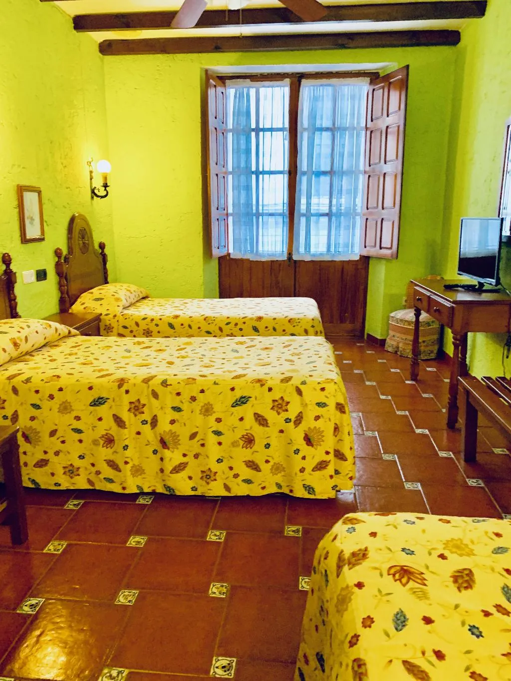 TRIPLE STANDARD Room, Hermanos Macias, Costa Del Sol