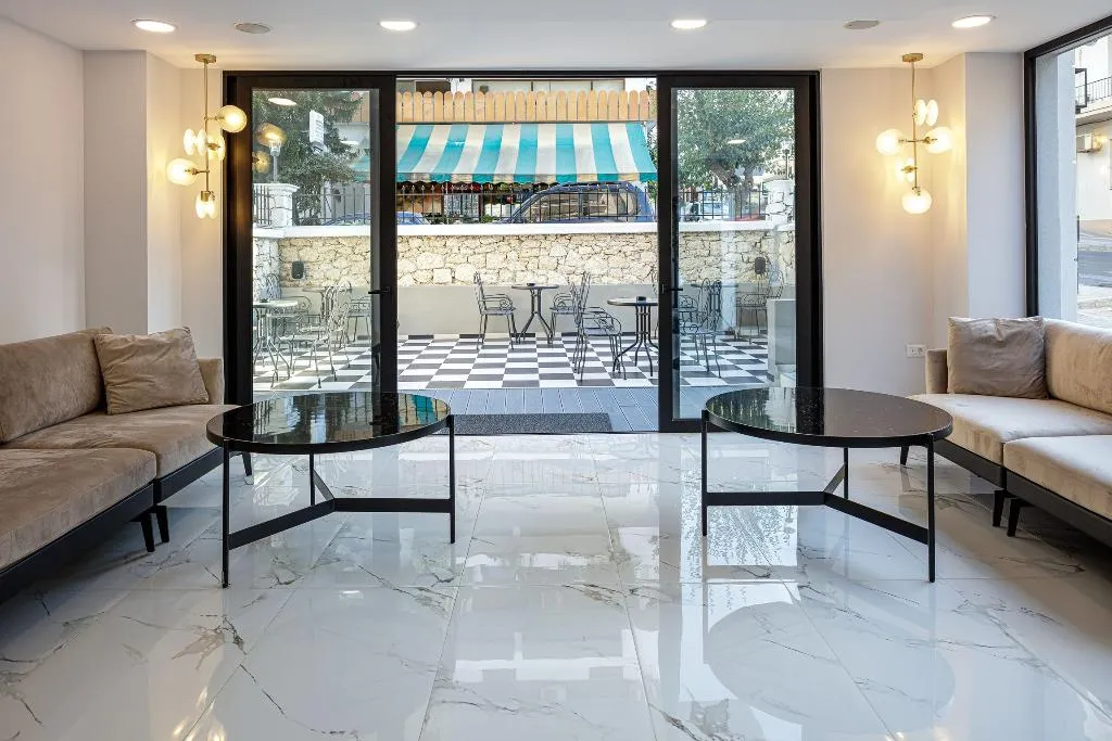 Lobby, Jo An Palace, Crete