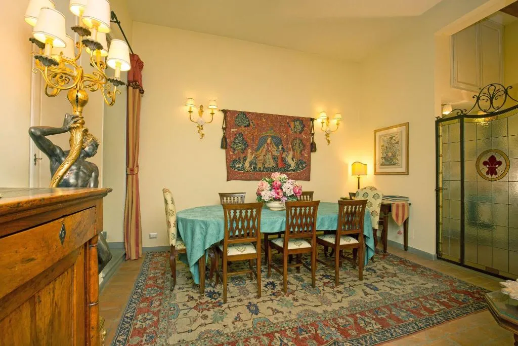Restaurant, La Casa Del Garbo Luxury Rooms Suite, Florence