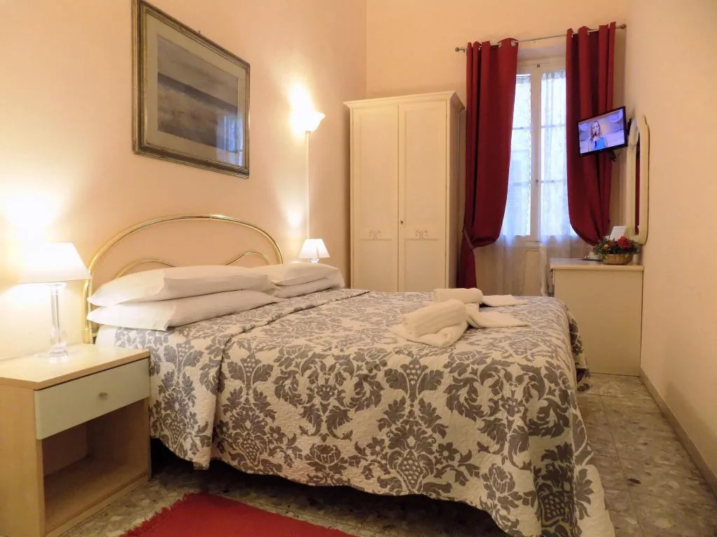 Room, Il Pitti Soggiorno, Florence