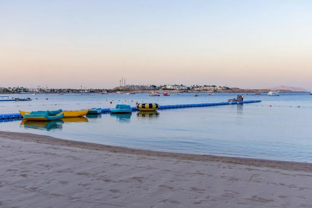 Beach, Cataract Sharm Resort, Red Sea Riviera