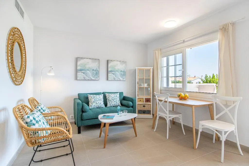 APARTMENT TWO BEDROOMS Room, Son Bou Playa Gold, Menorca