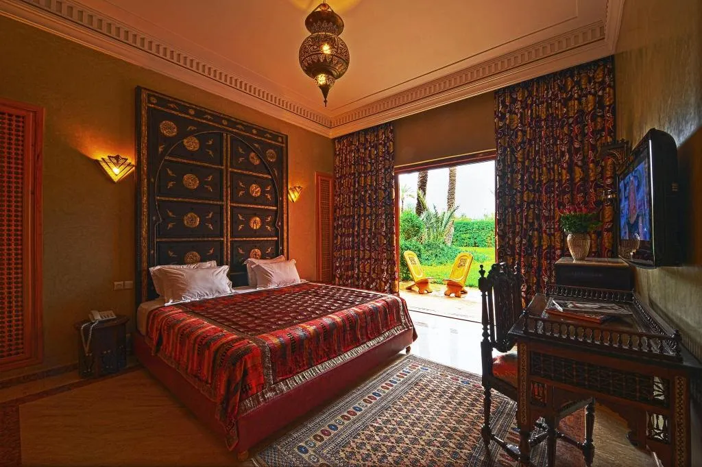JUNIOR SUITE KING SIZE BED Room, Palais Mehdi, Marrakech