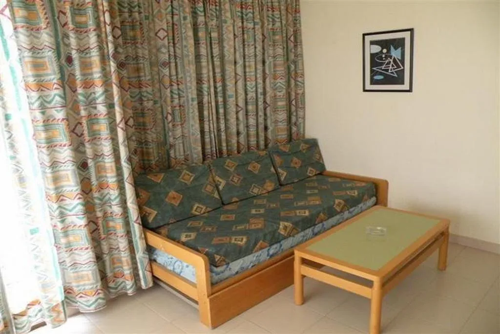 Room, Gemelos XII, Costa Blanca