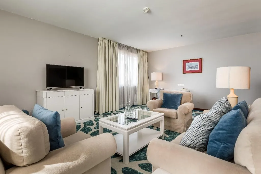 SUITE TWO BEDROOMS Room, Holiday Inn Porto Gaia, Porto