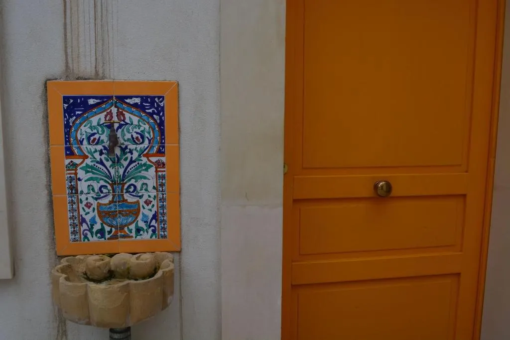 Room, Sbarcadero, Catania