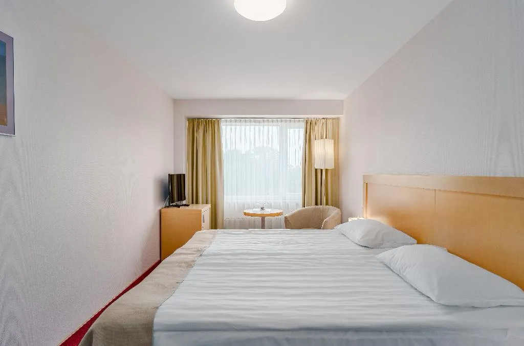 Double or Twin STANDARD Room, Riga Islande Hotel, Riga