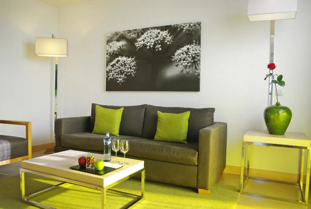 SUITE STANDARD Room, Double Tree by Hilton Girona, Costa Brava