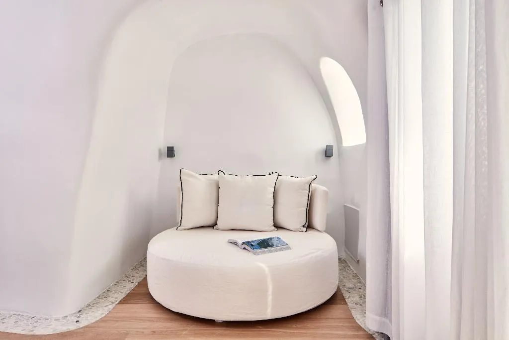 SUITE STANDARD Room, Katikies Santorini - Gea House The Leading Hotels, Santorini