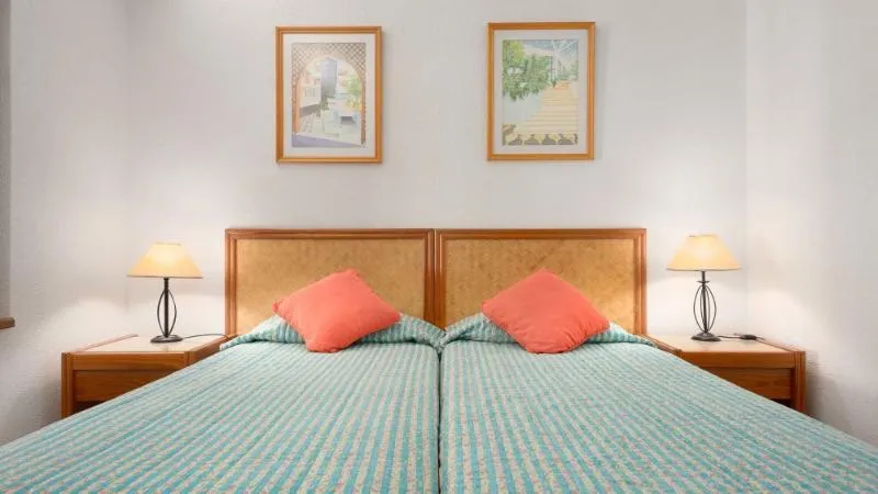 DOUBLE DELUXE Room, Muthu Oura Praia Hotel, Algarve