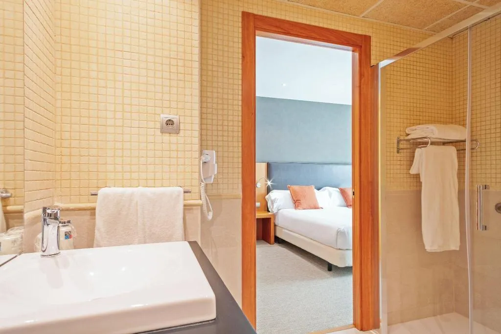 FAMILY ROOM DUPLEX Room, Hotel Sant Just, Barcelona