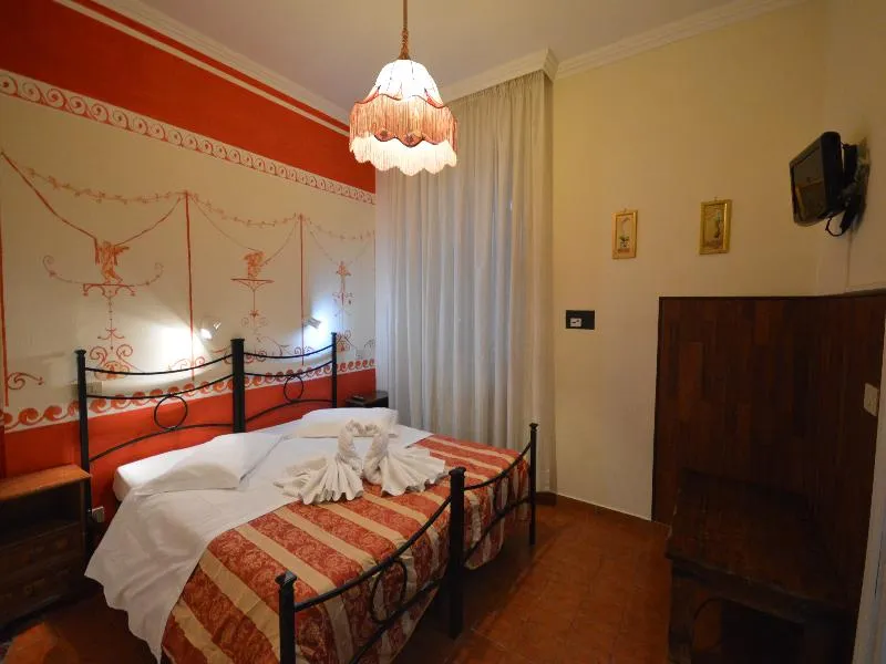 DOUBLE STANDARD Room, Alexis, Rome