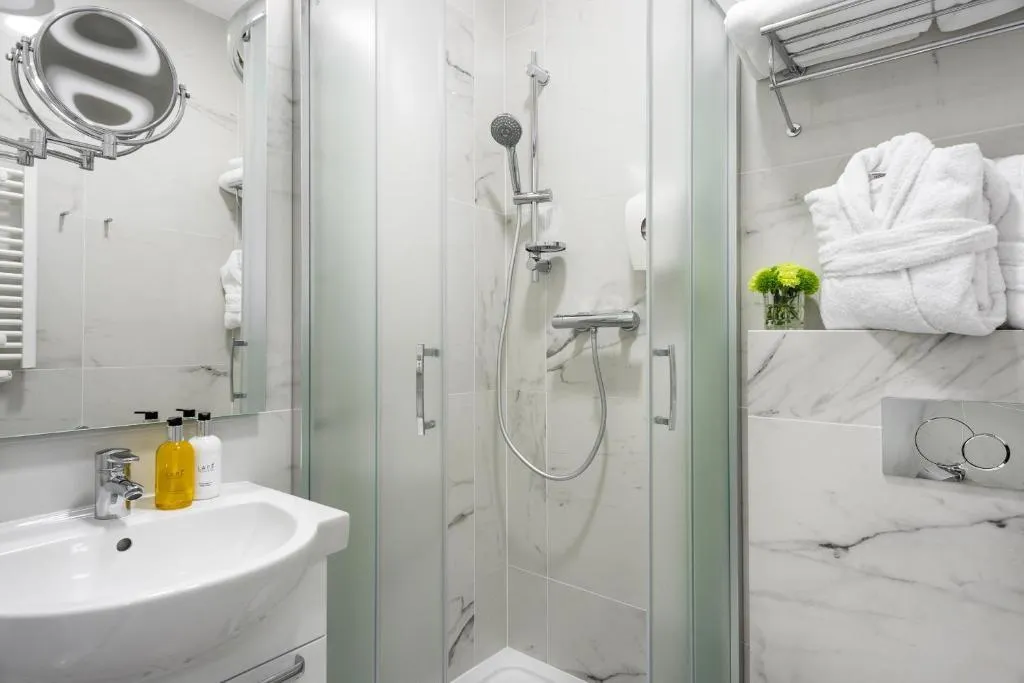 DOUBLE SINGLE USE SUPERIOR Room, Best Western Plus Krakow Old Town, Krakow