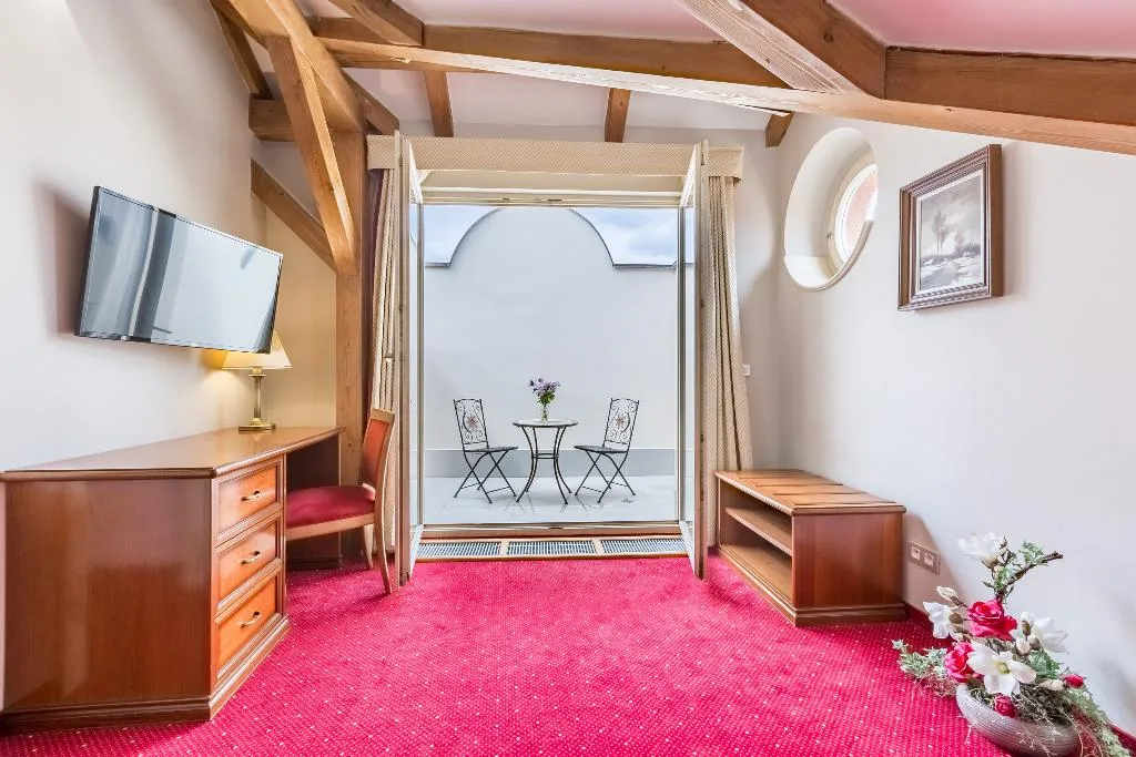 SUITE EXECUTIVE TWO BEDROOMS Room, Hotel Caruso Old Town Prague, Prague