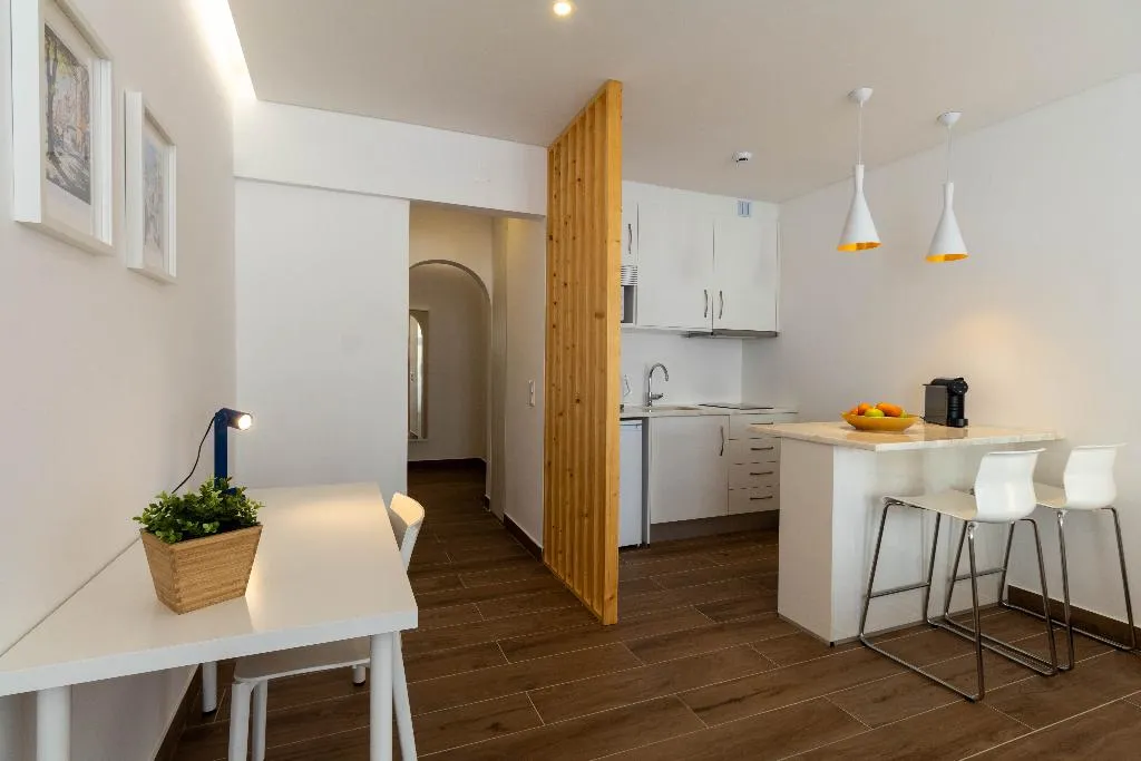 STUDIO SUPERIOR Room, The Navigator - Ocean Heights, Algarve