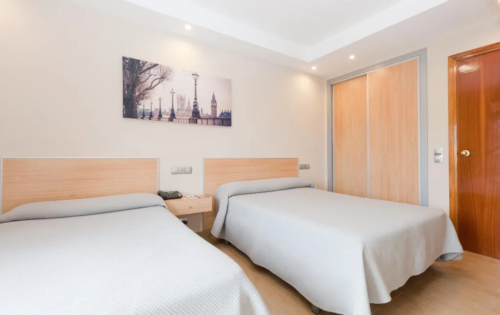 DOUBLE STANDARD Room, Olympia Ronda I, Valencia