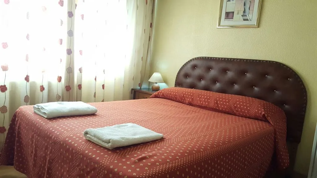 Room, Hostal Jacinto, Madrid