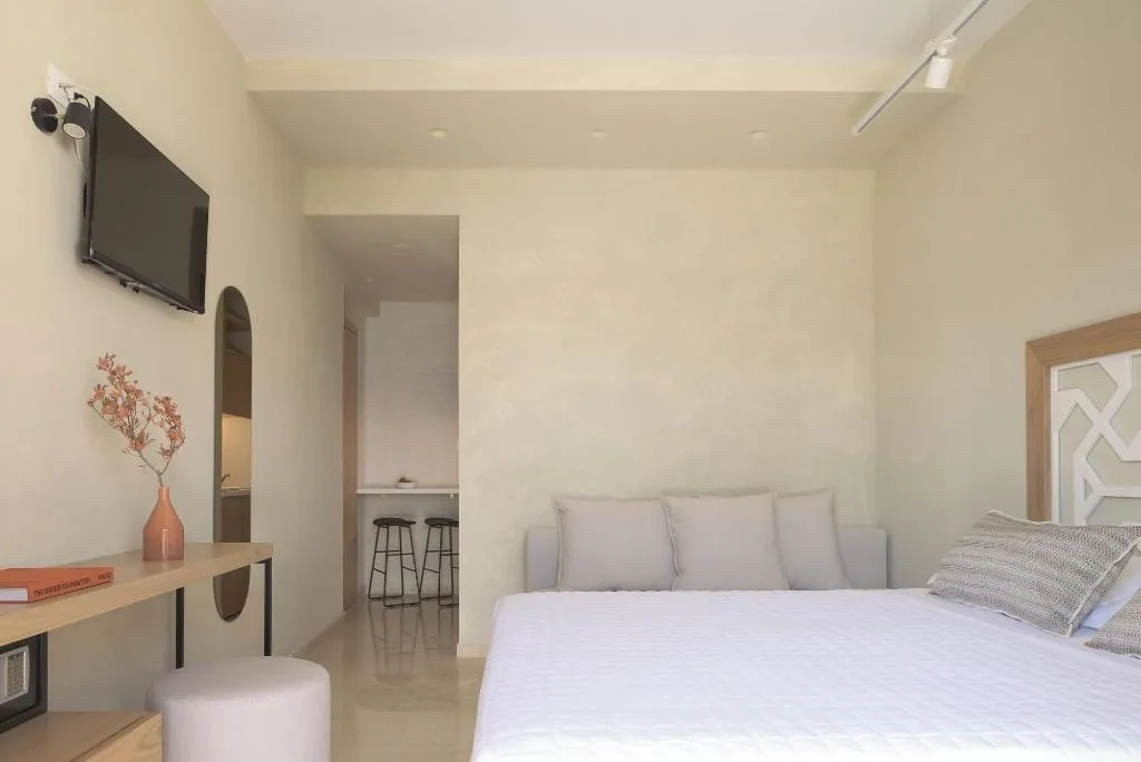 Room, Apollo Philoxenia, Crete