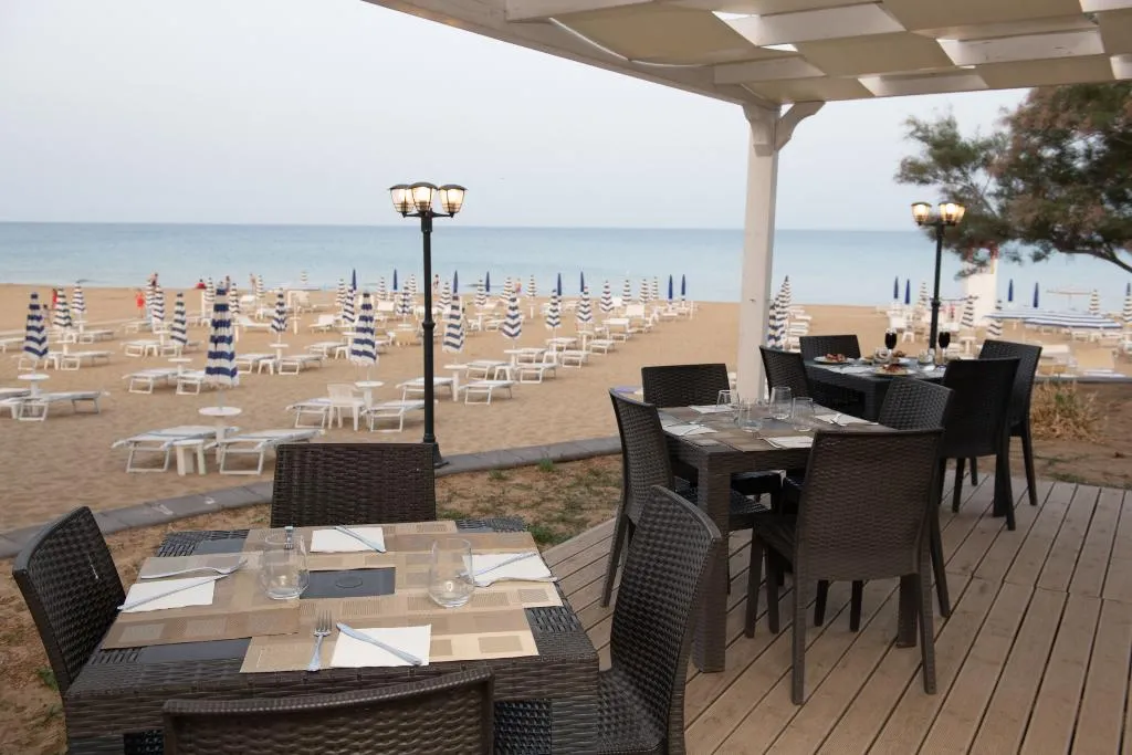 Restaurant, Hotel Club Eloro, Catania