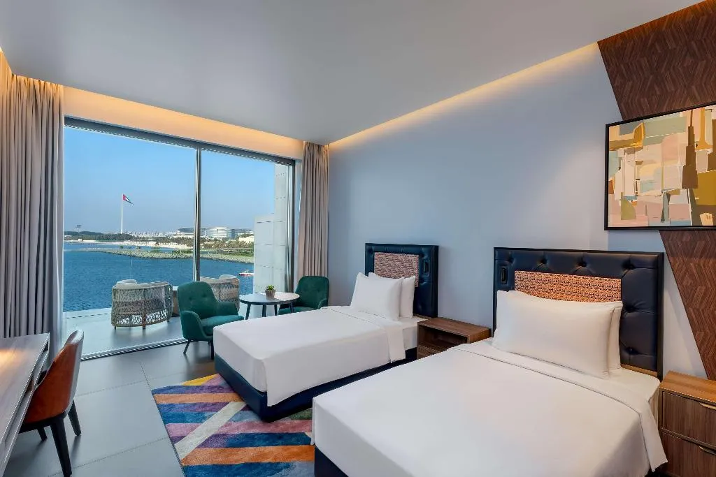 TWIN SEA VIEW WITH BALCONY Room, Hyatt Centric Jumeirah Dubai, Dubai