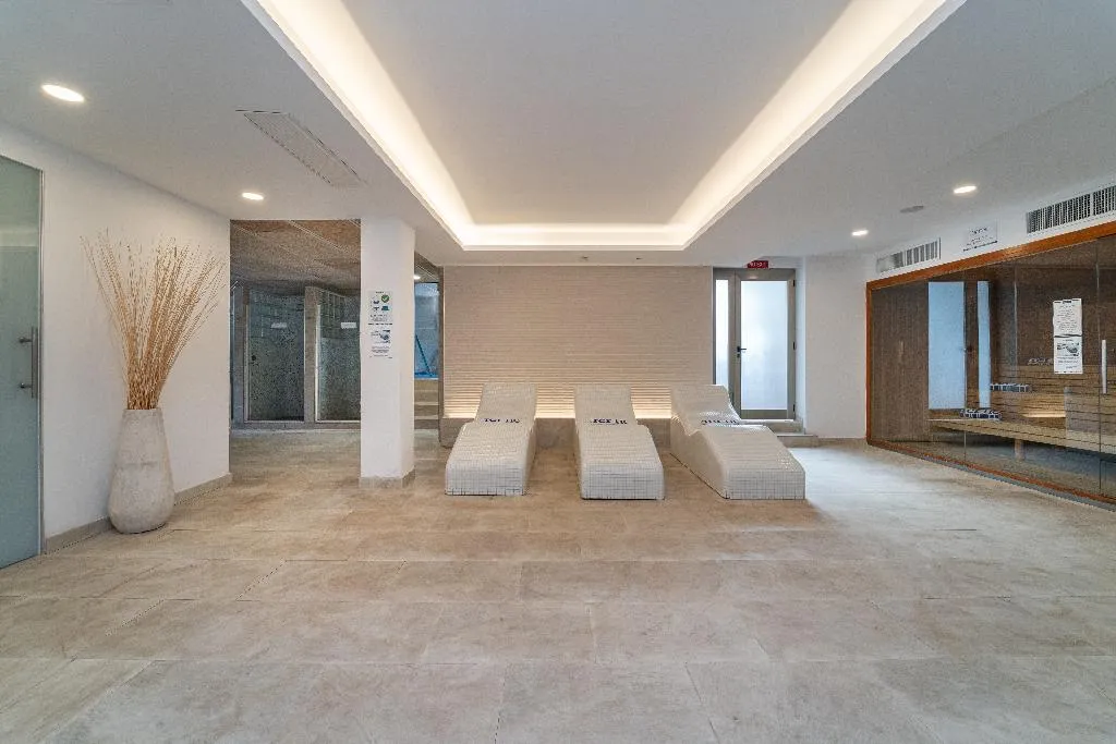 Sports and Entertainment, Caprice Janeiro Hotel & Spa, Majorca