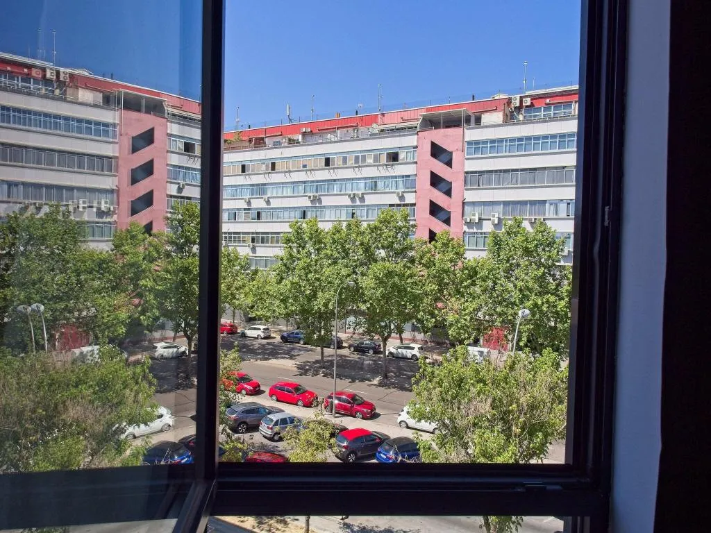 Restaurant, Hotel Dwo Colours Alcala, Madrid